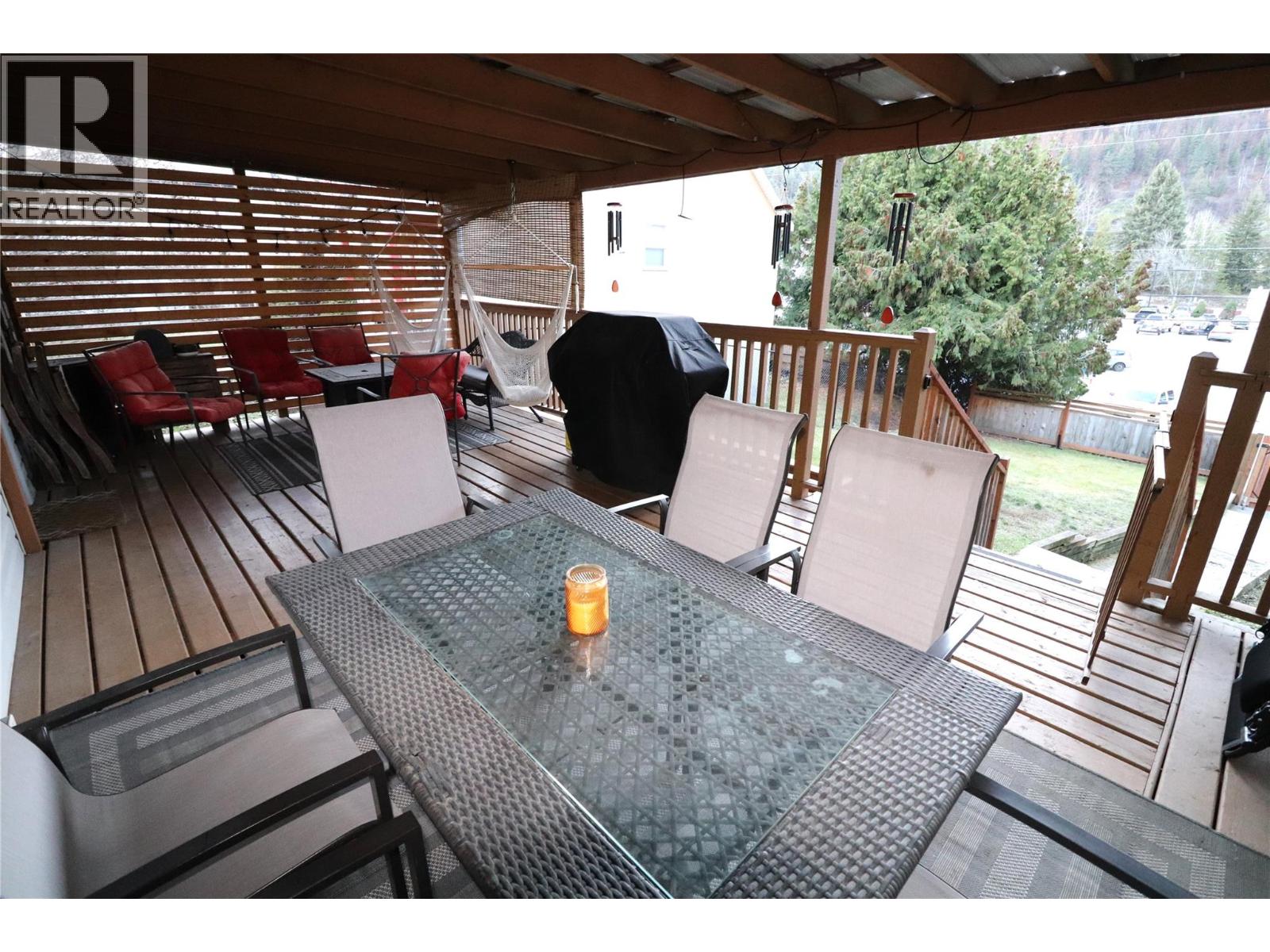 613 11th Avenue, Castlegar