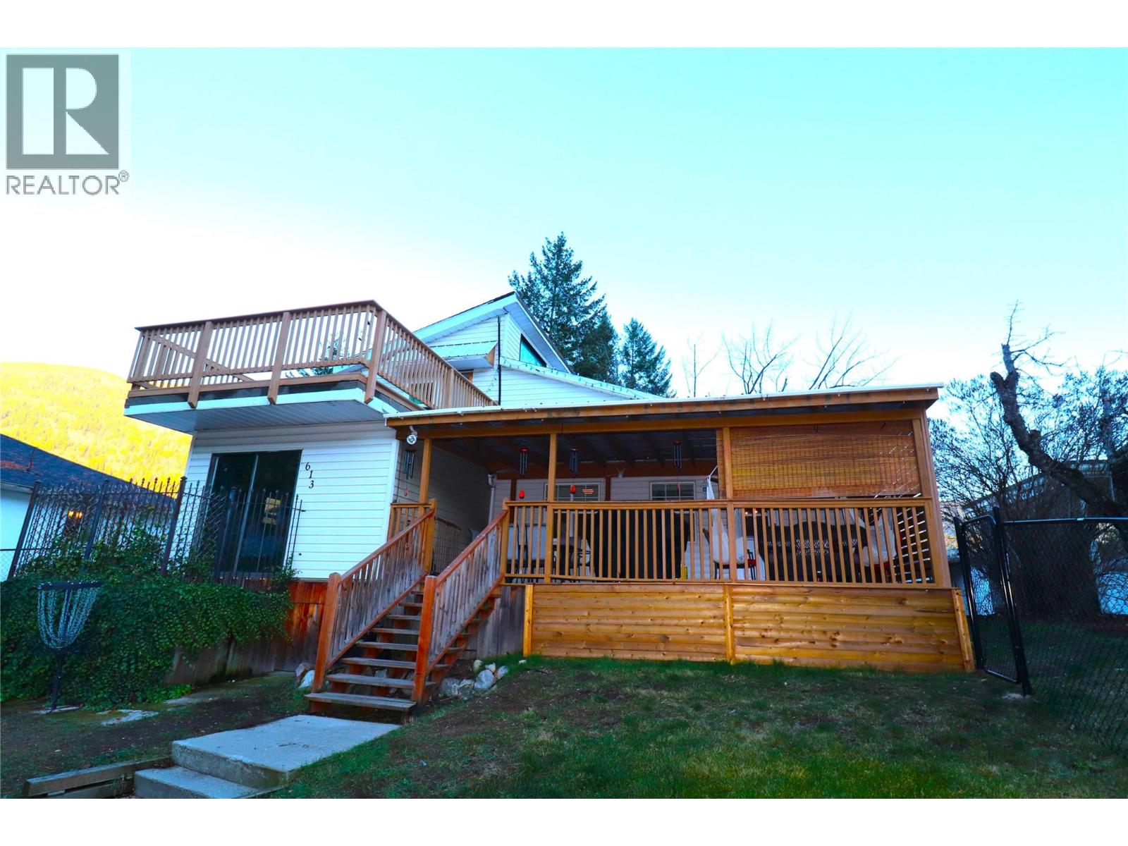 613 11th Avenue, Castlegar