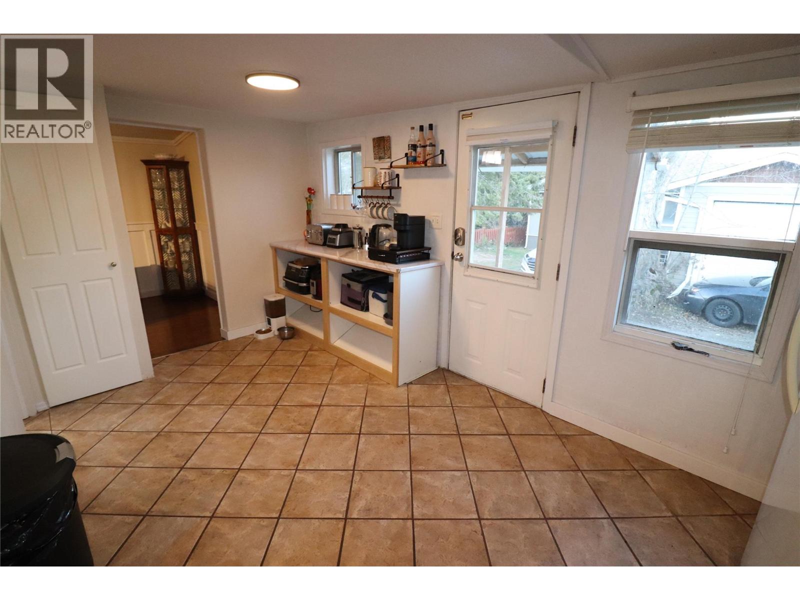 613 11th Avenue, Castlegar