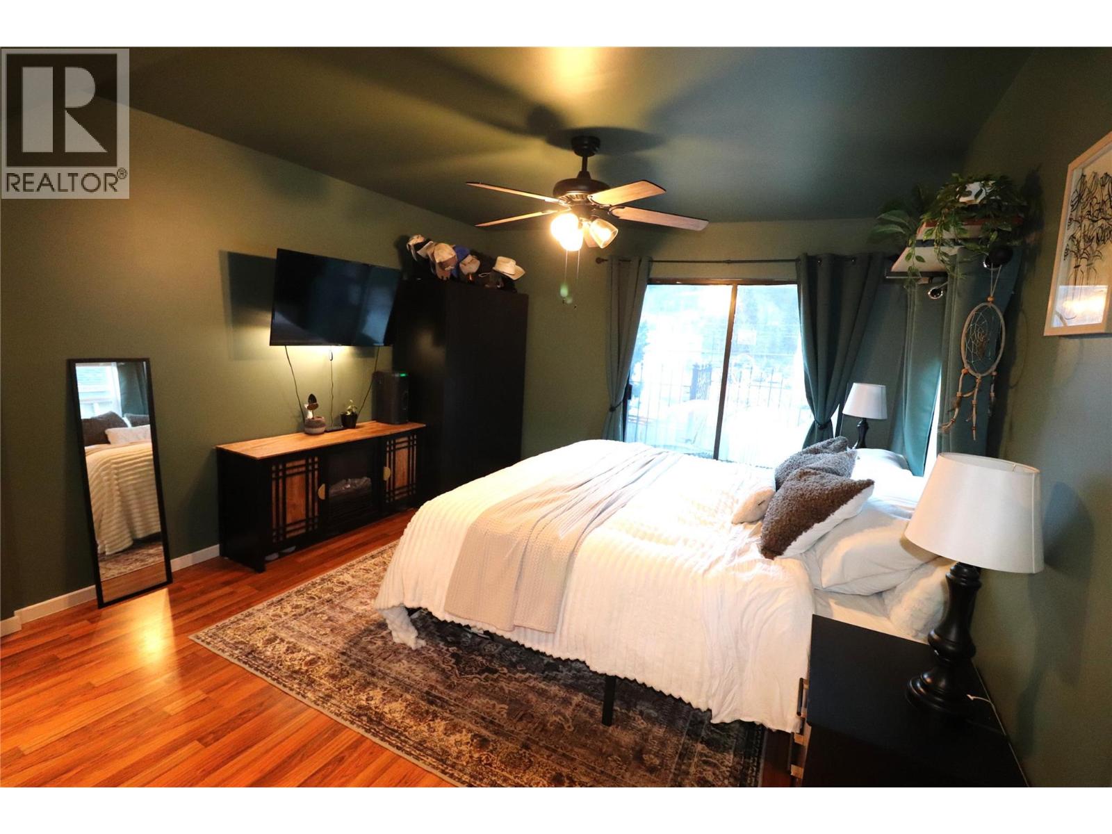 613 11th Avenue, Castlegar