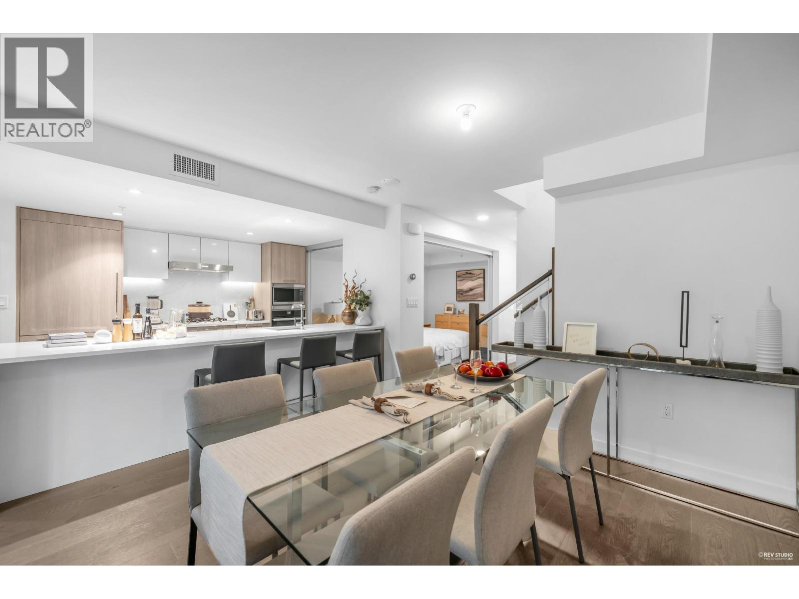 TH1 3280 CORVETTE WAY, Richmond