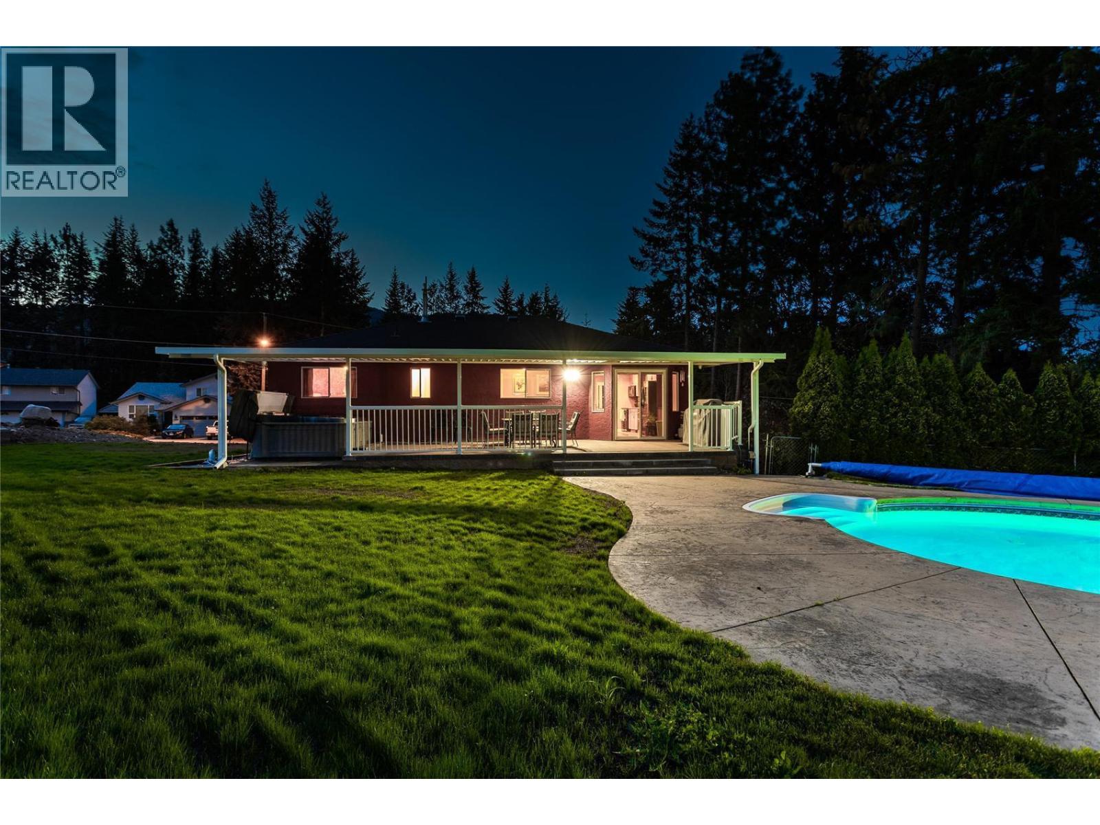  3118 McIver Road, West Kelowna
