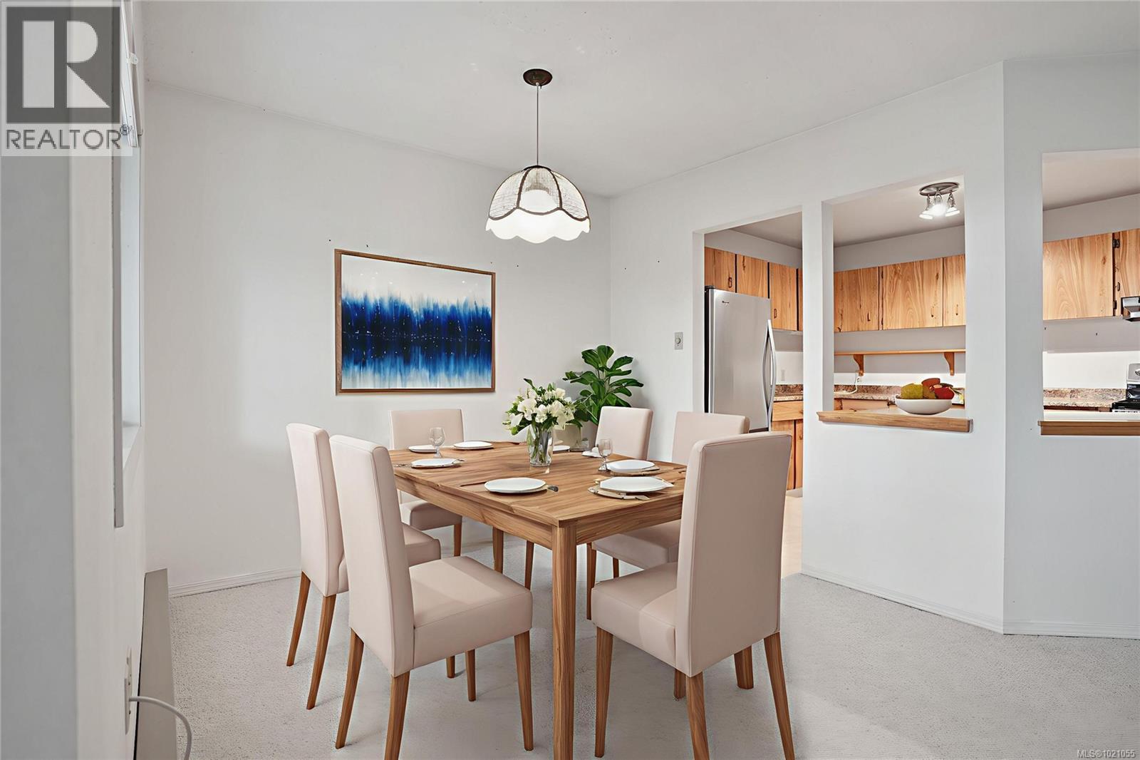 504 69 Gorge Road West, Saanich