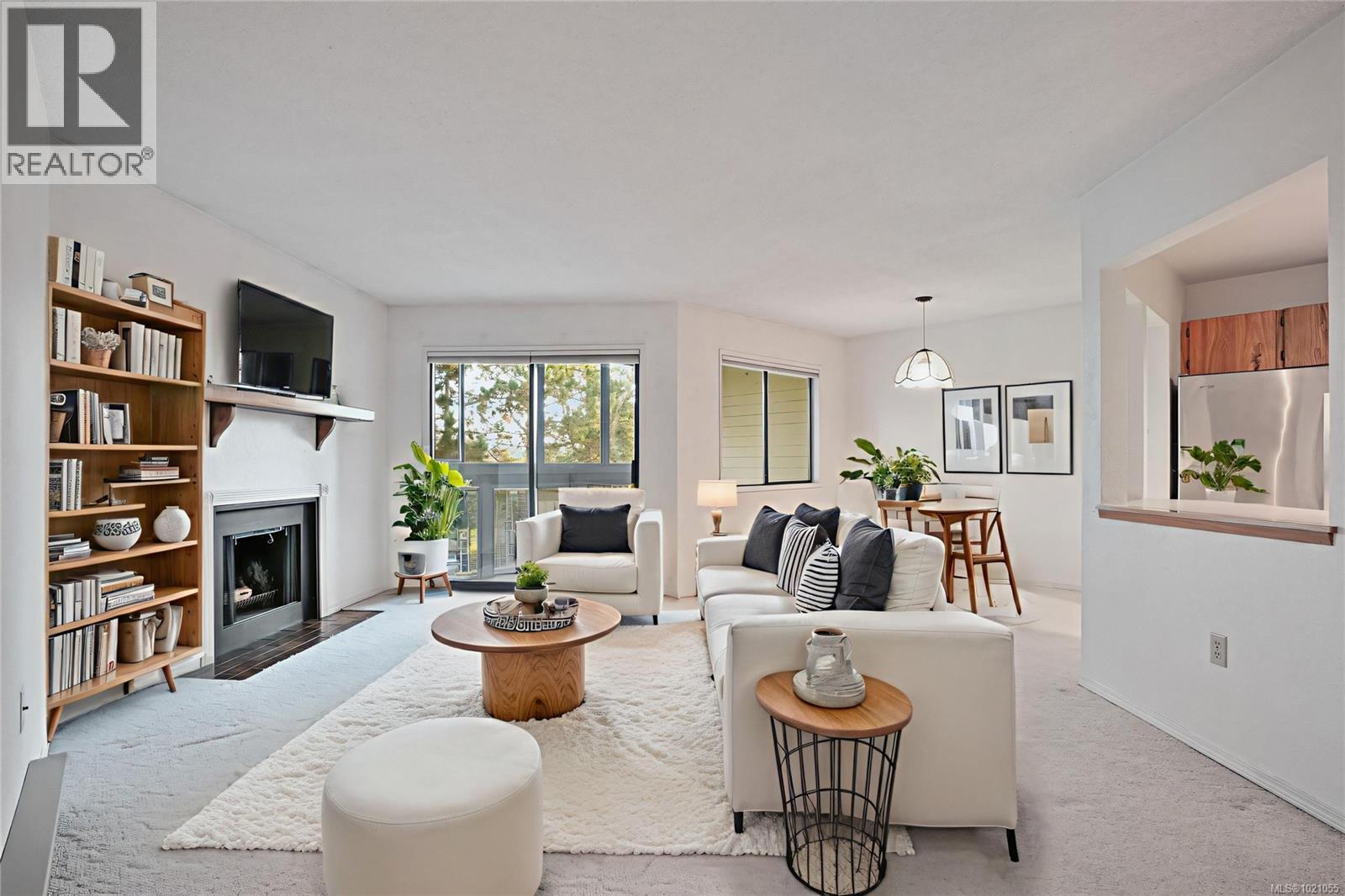 504 69 Gorge Road West, Saanich