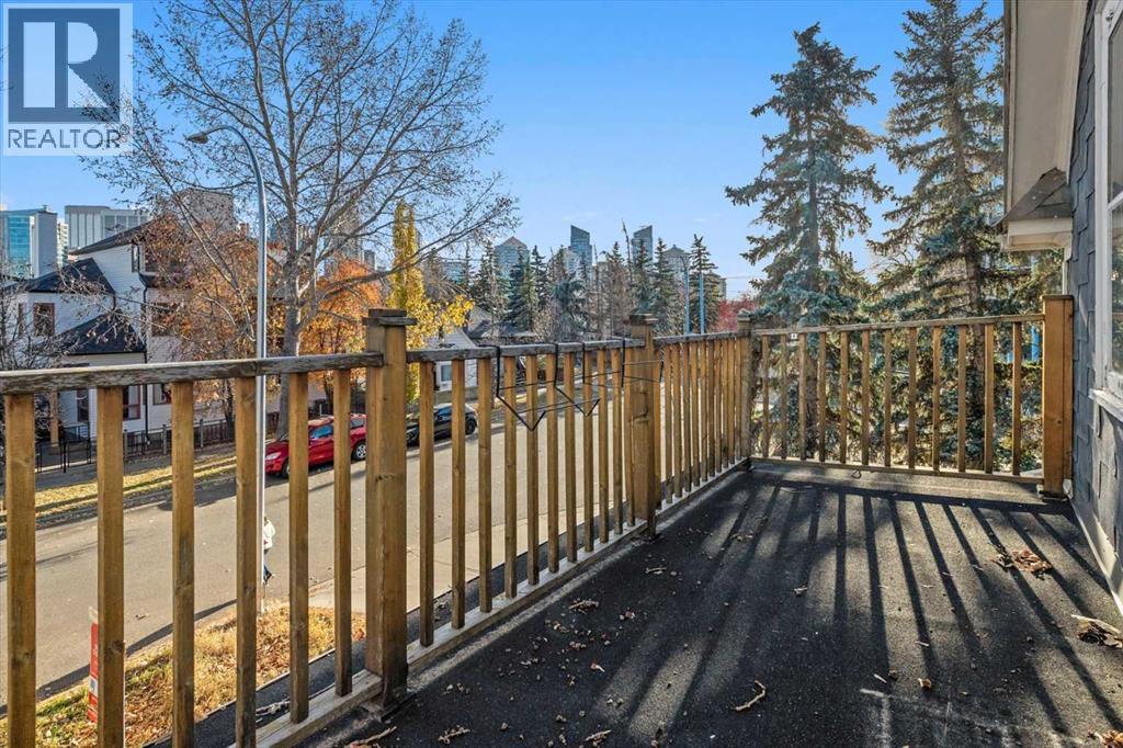 Single Family House for Sale in   Avenue NW Sunnyside Calgary 