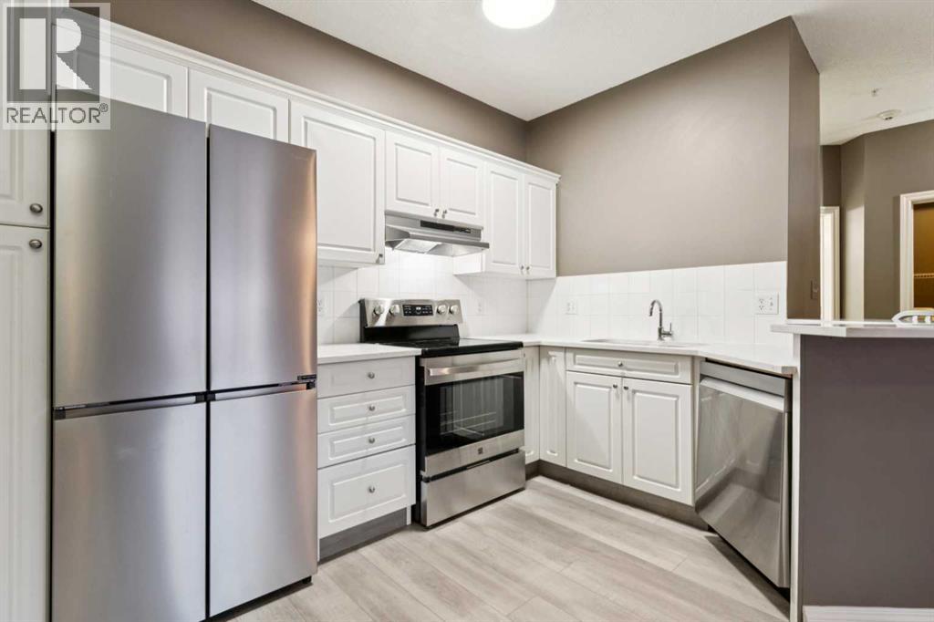 New Stainless Steel Appliances, Quartz Counters & Side Pantry Unit