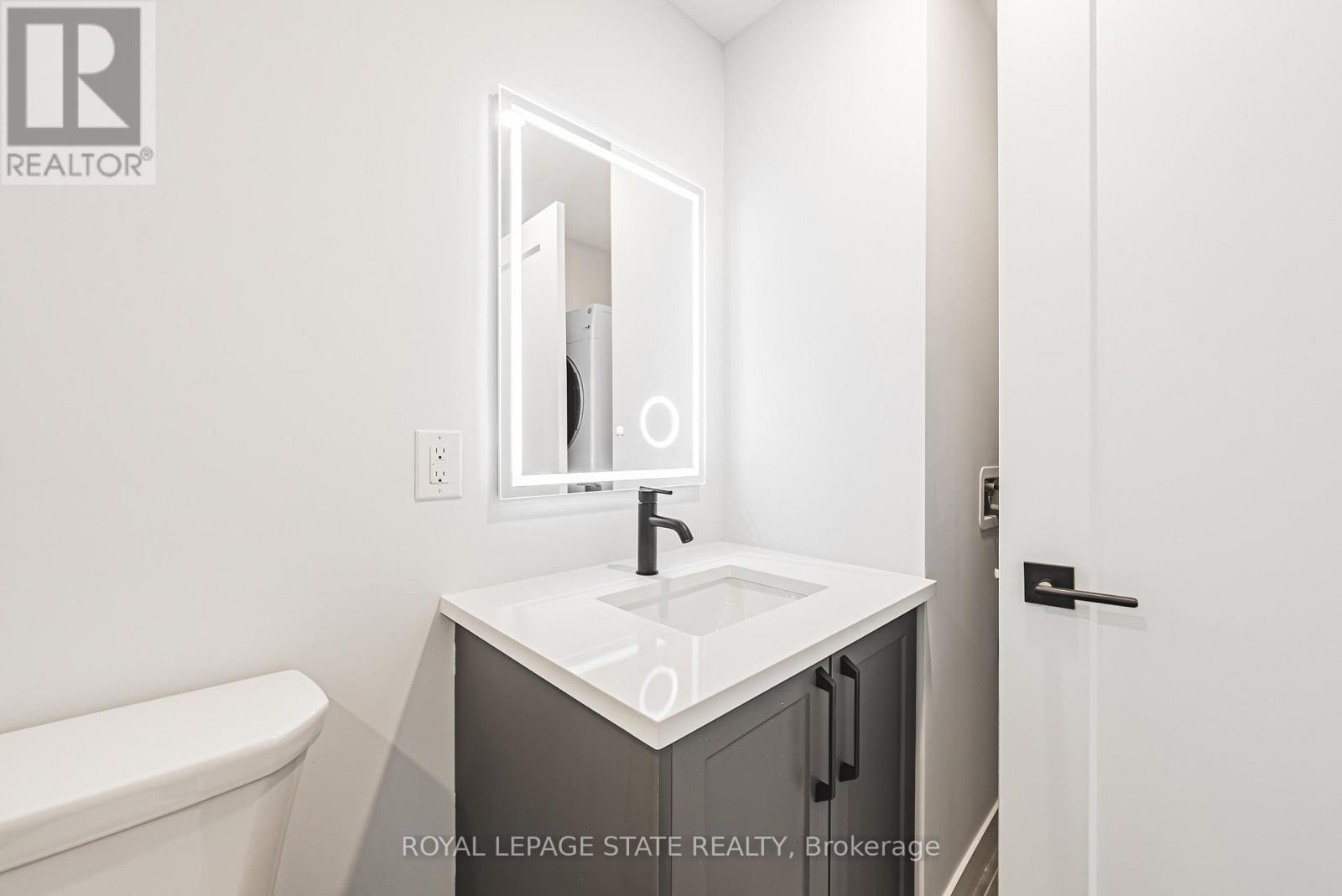 Single Family House for Sale in    SANATORIUM ROAD Hamilton (Mountview) 