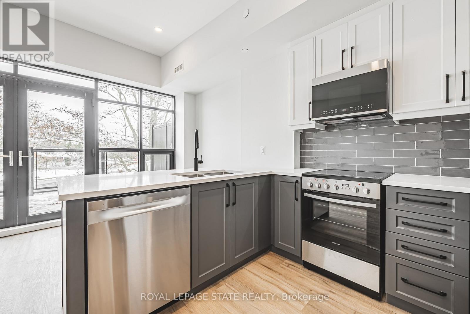 Single Family House for Sale in    SANATORIUM ROAD Hamilton (Mountview) 