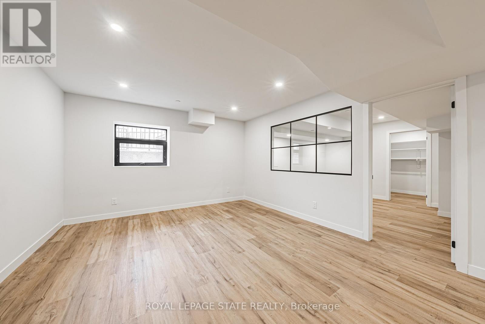 Single Family House for Sale in    SANATORIUM ROAD Hamilton (Mountview) 