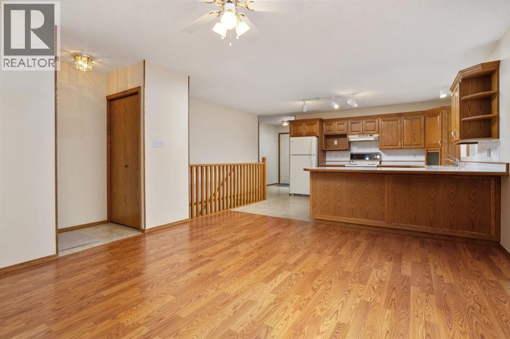 Single Family House Bungalow for Sale in   Street Victoria Park Camrose 