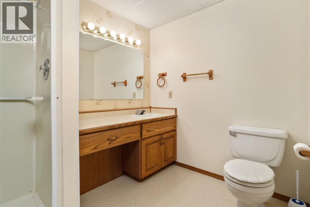 Single Family House Bungalow for Sale in   Street Victoria Park Camrose 