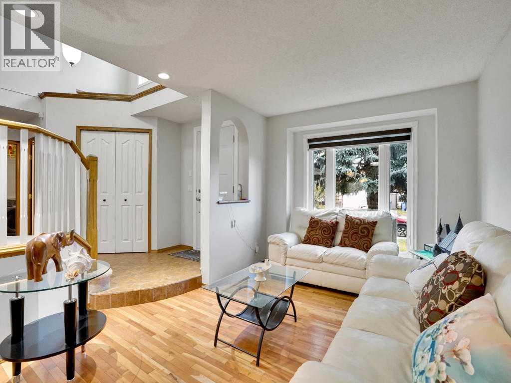 Single Family House for Sale in  Citadel Park NW Citadel Calgary 