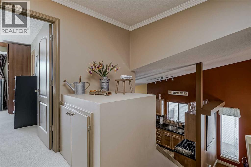 Single Family House Bi-level for Sale in  Citadel Close NW Citadel Calgary 