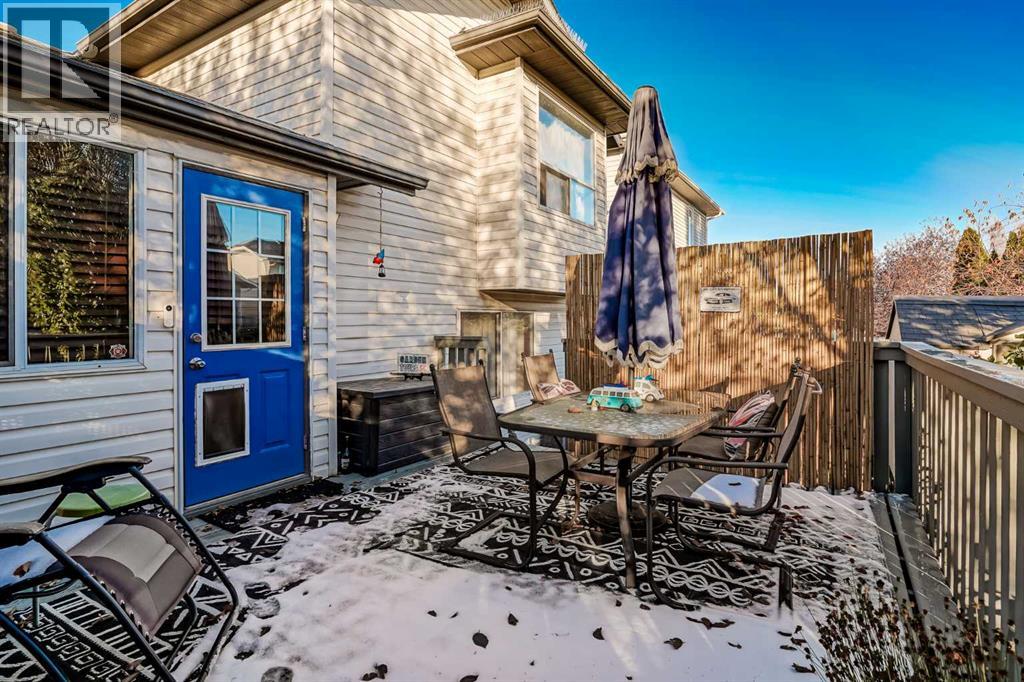 Single Family House Bi-level for Sale in  Citadel Close NW Citadel Calgary 