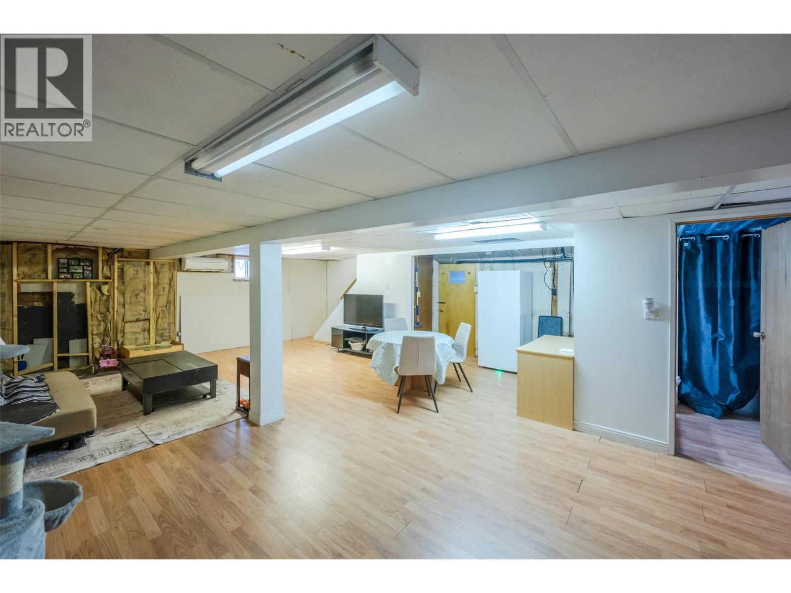 225 CIRCLE Drive, Oliver