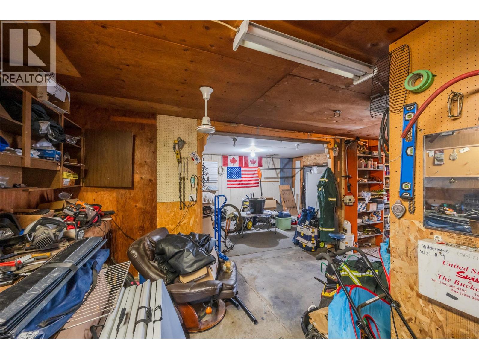 225 CIRCLE Drive, Oliver