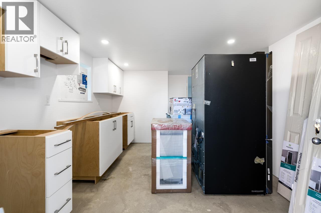 7520 CANADA WAY, Burnaby