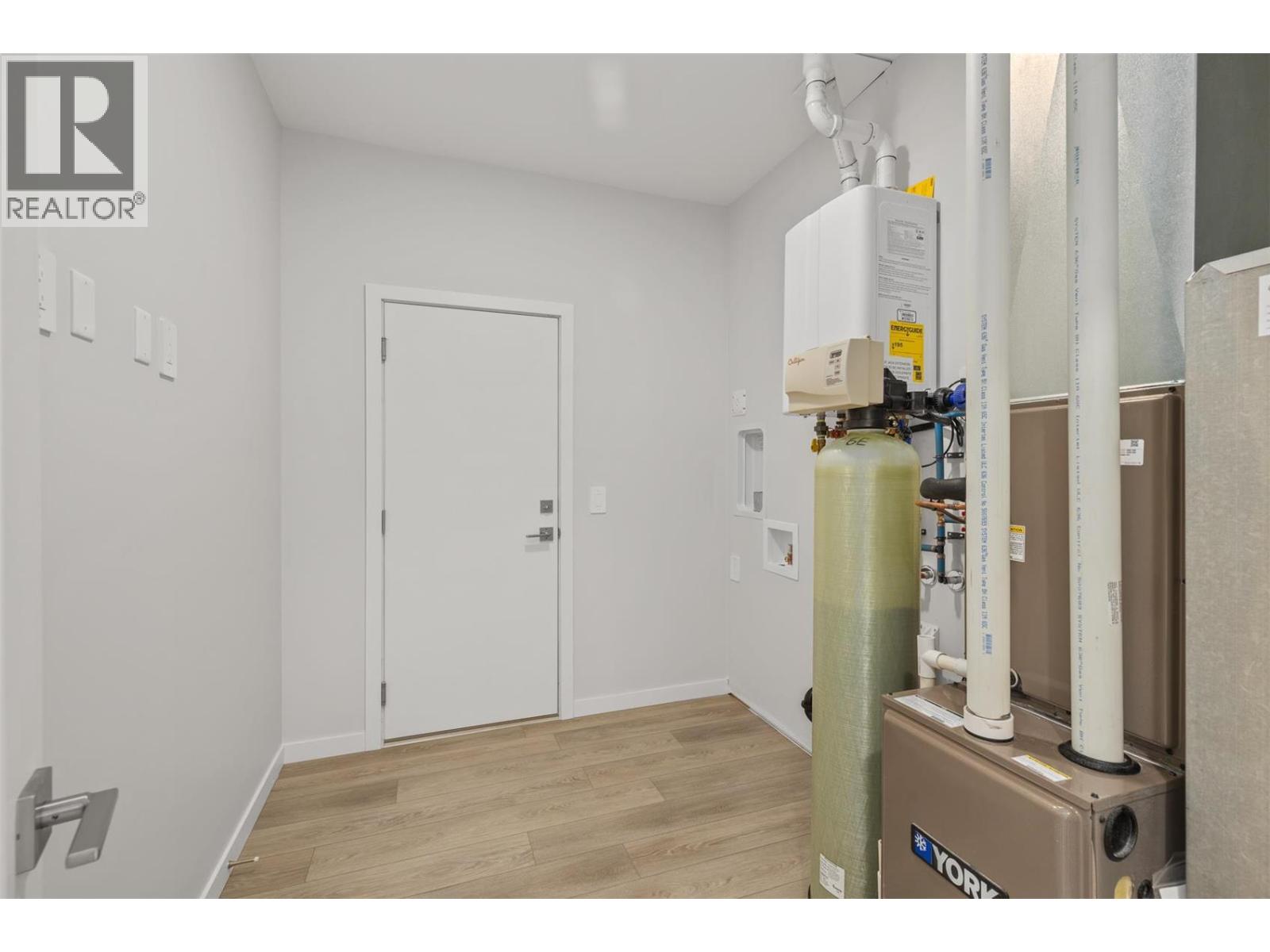 115 8900 Jim Bailey Road, Kelowna