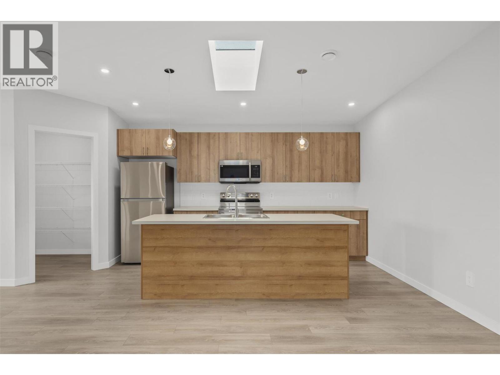 115 8900 Jim Bailey Road, Kelowna