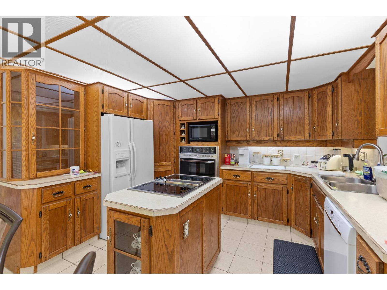  6210 50 Street Northeast, Salmon Arm