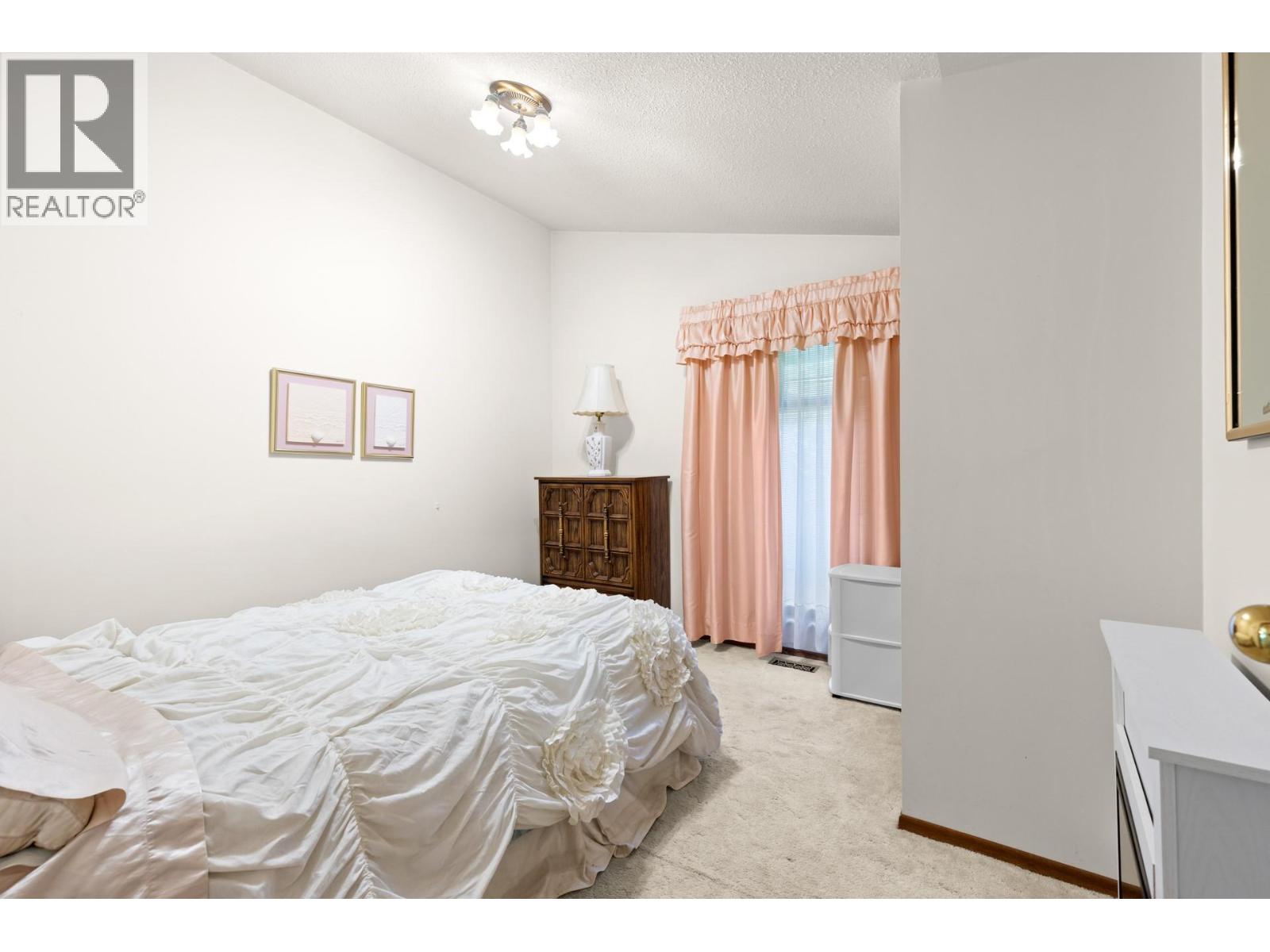  6210 50 Street Northeast, Salmon Arm