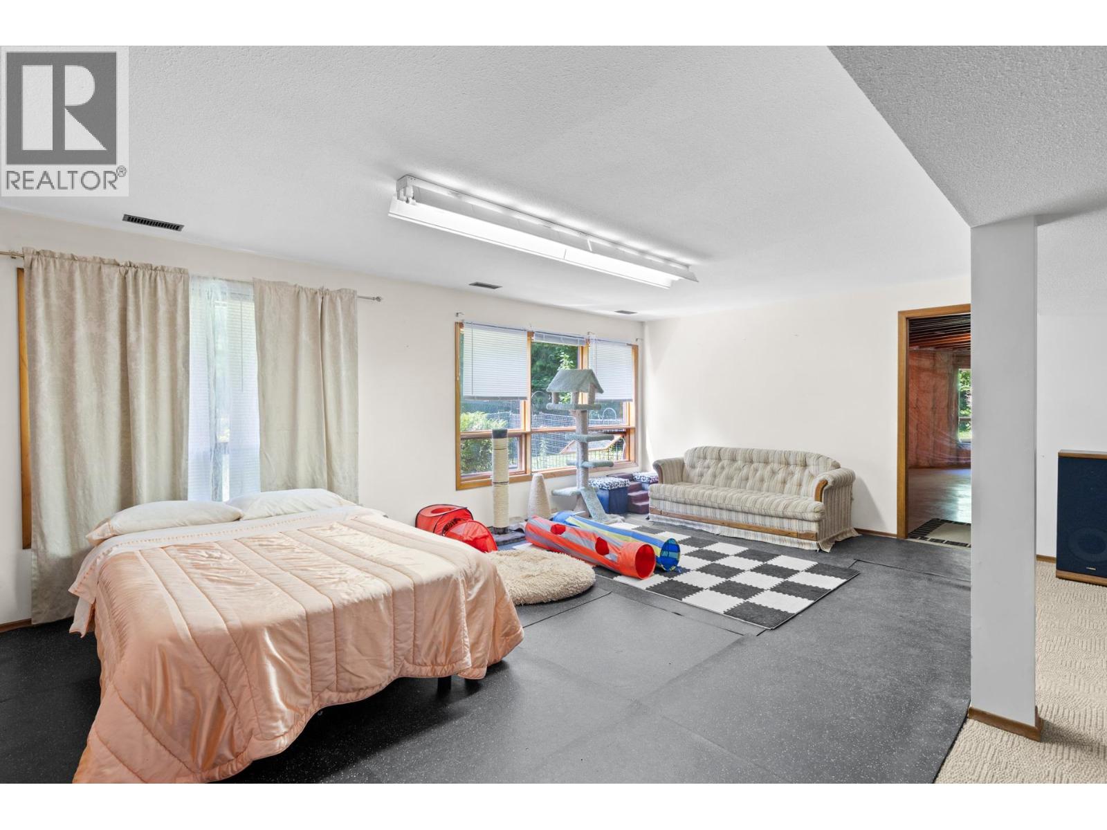  6210 50 Street Northeast, Salmon Arm