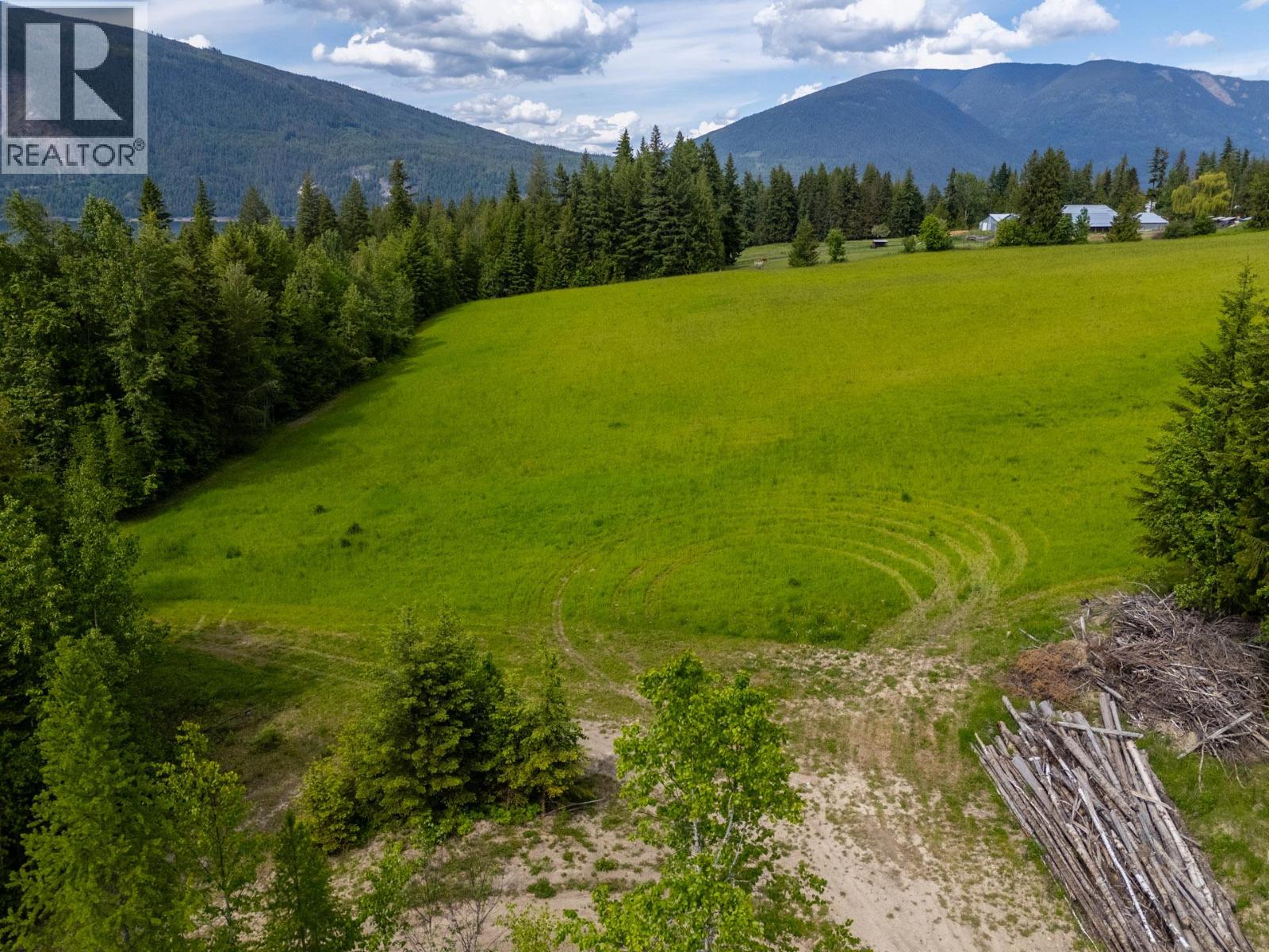  6210 50 Street Northeast, Salmon Arm