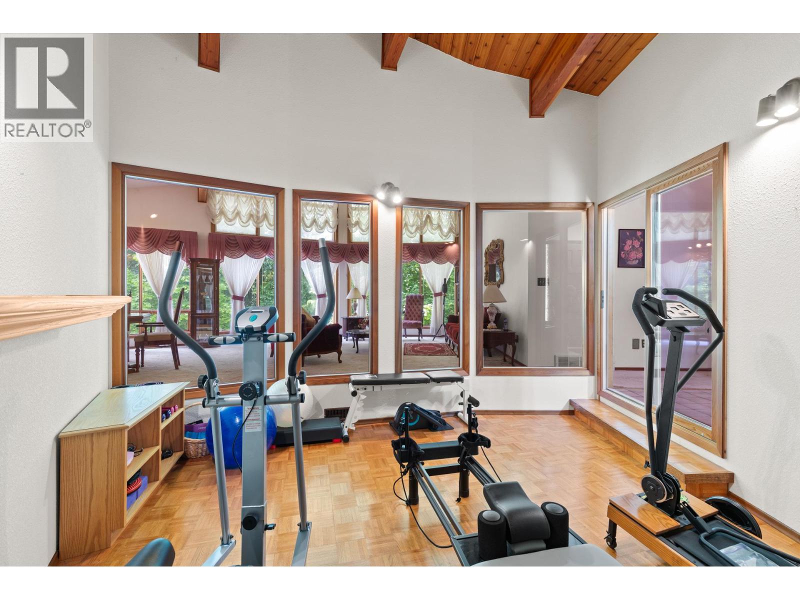  6210 50 Street Northeast, Salmon Arm