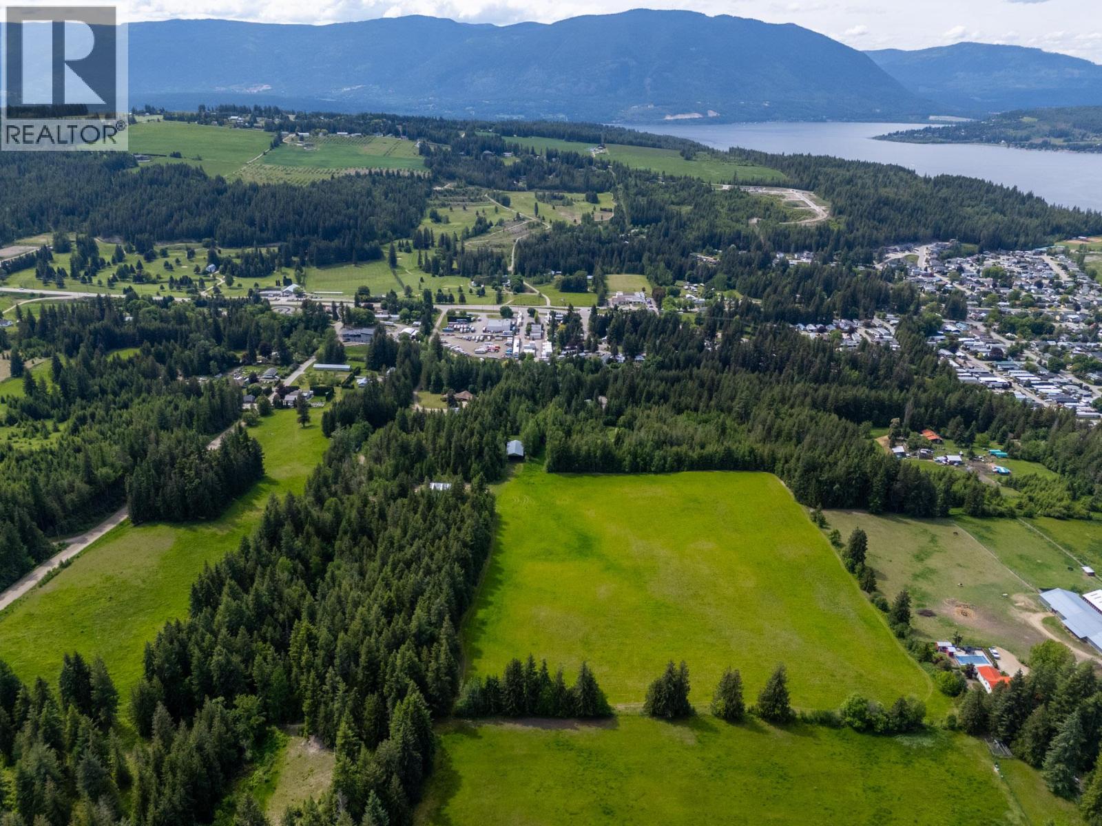  6210 50 Street Northeast, Salmon Arm