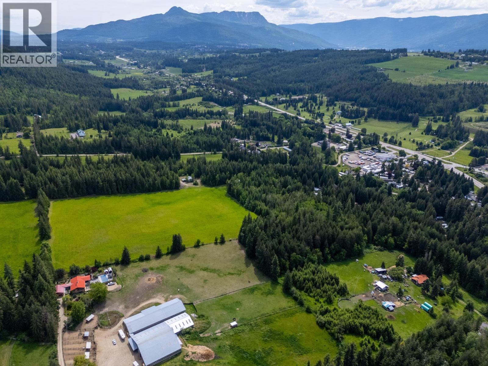  6210 50 Street Northeast, Salmon Arm