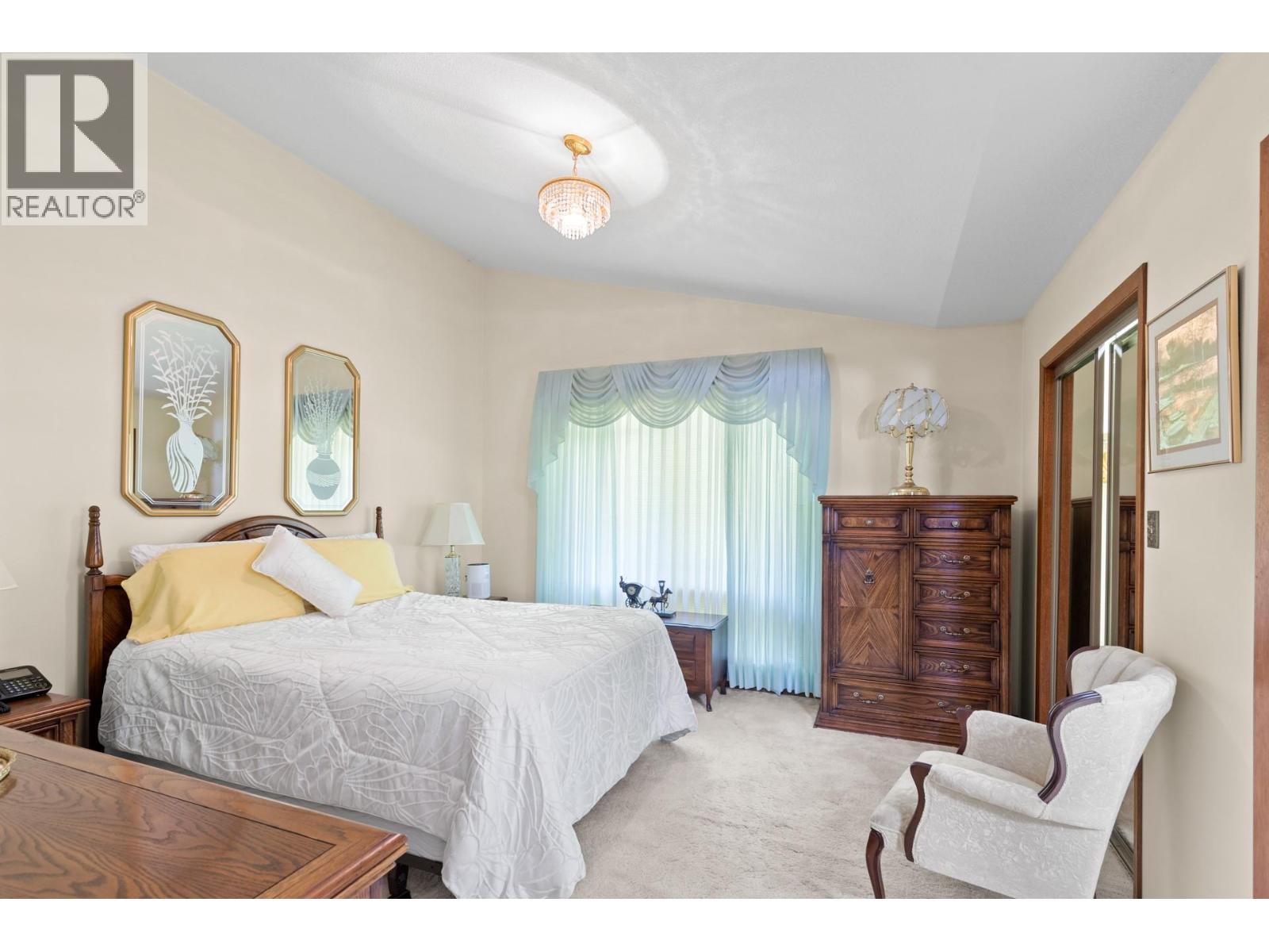  6210 50 Street Northeast, Salmon Arm