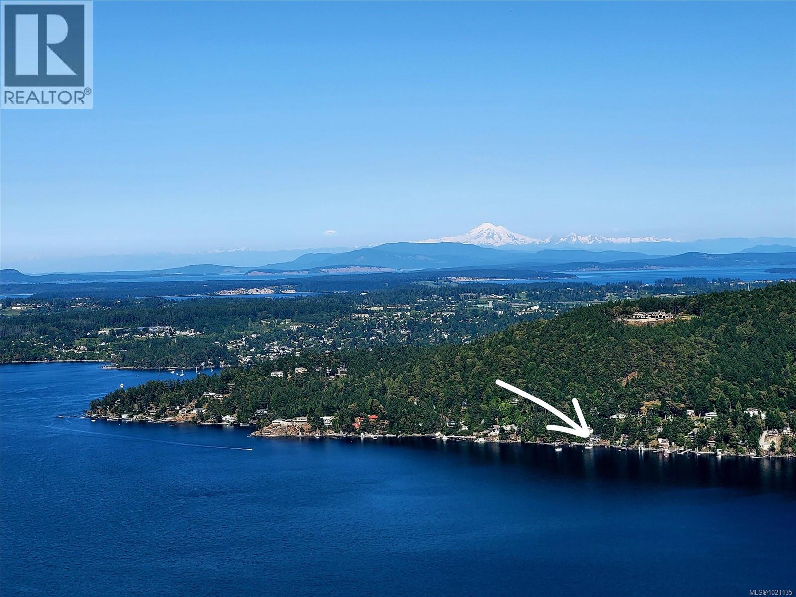  6800 MARK Lane, Central Saanich