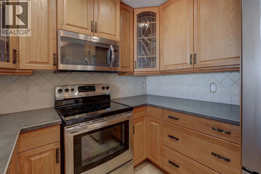 Single Family House for Sale in    Avenue NW Hounsfield Heights/Briar Hill Calgary 