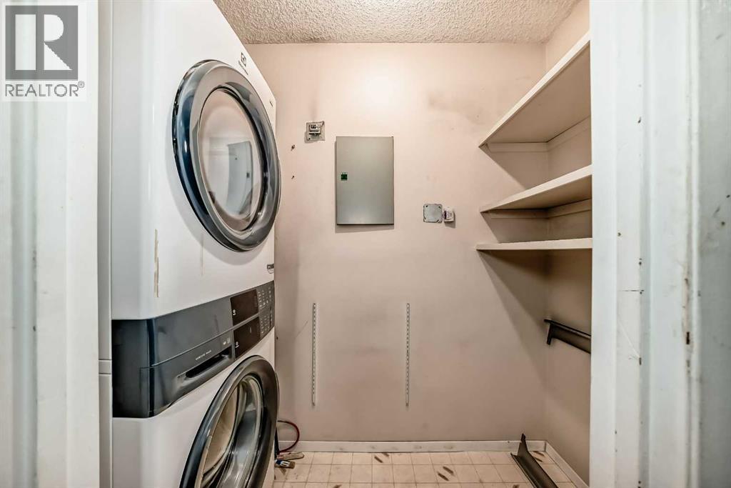 Single Family House for Sale in   Midridge Drive SE Midnapore Calgary 