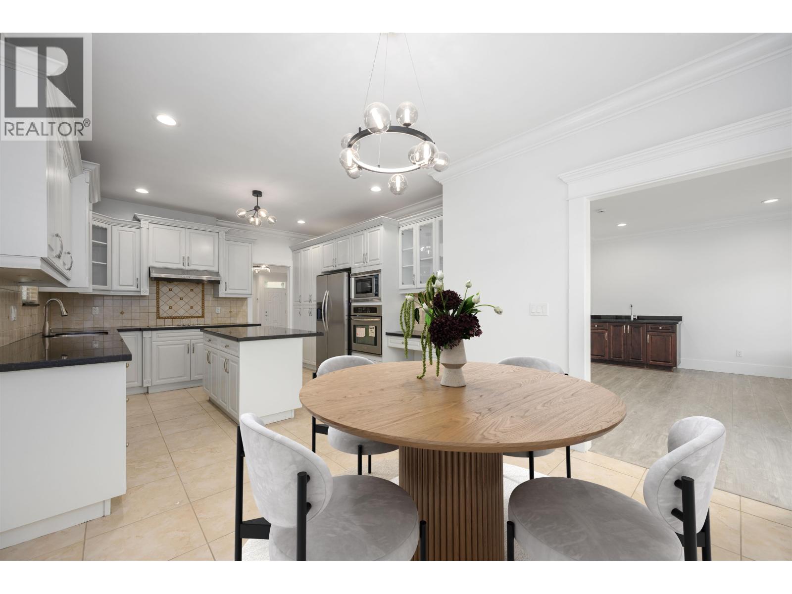 6806 DUNNEDIN STREET, Burnaby