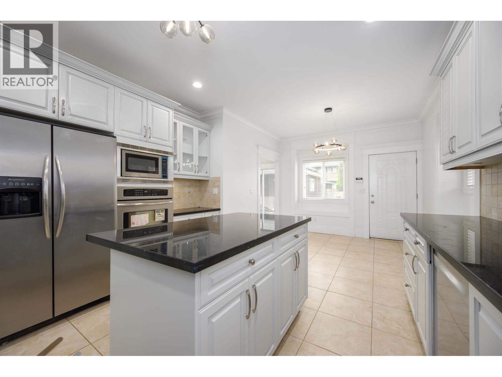 6806 DUNNEDIN STREET, Burnaby