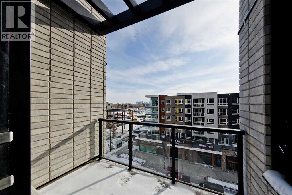 Single Family House for Sale in   University Avenue NW University District Calgary 