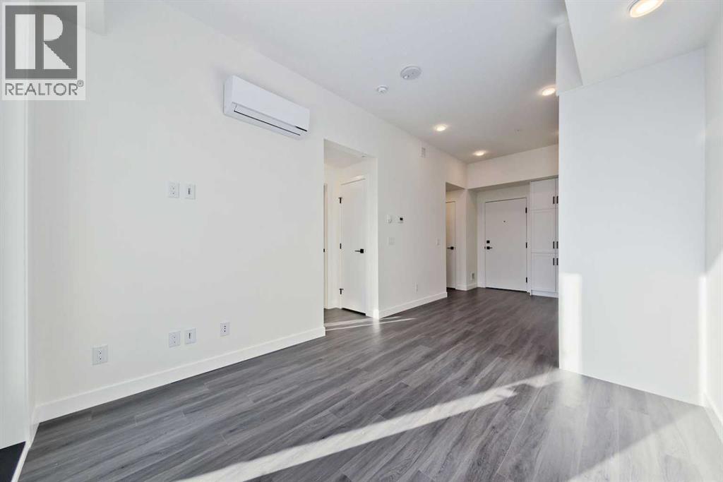 Single Family House for Sale in   University Avenue NW University District Calgary 