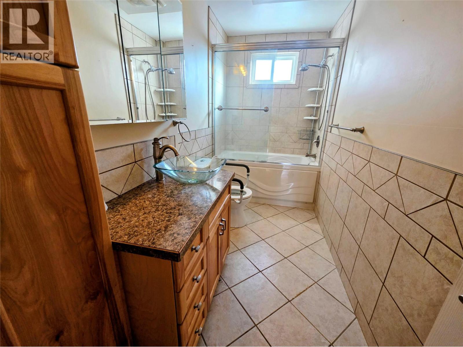 1866 COLE Street, Fruitvale