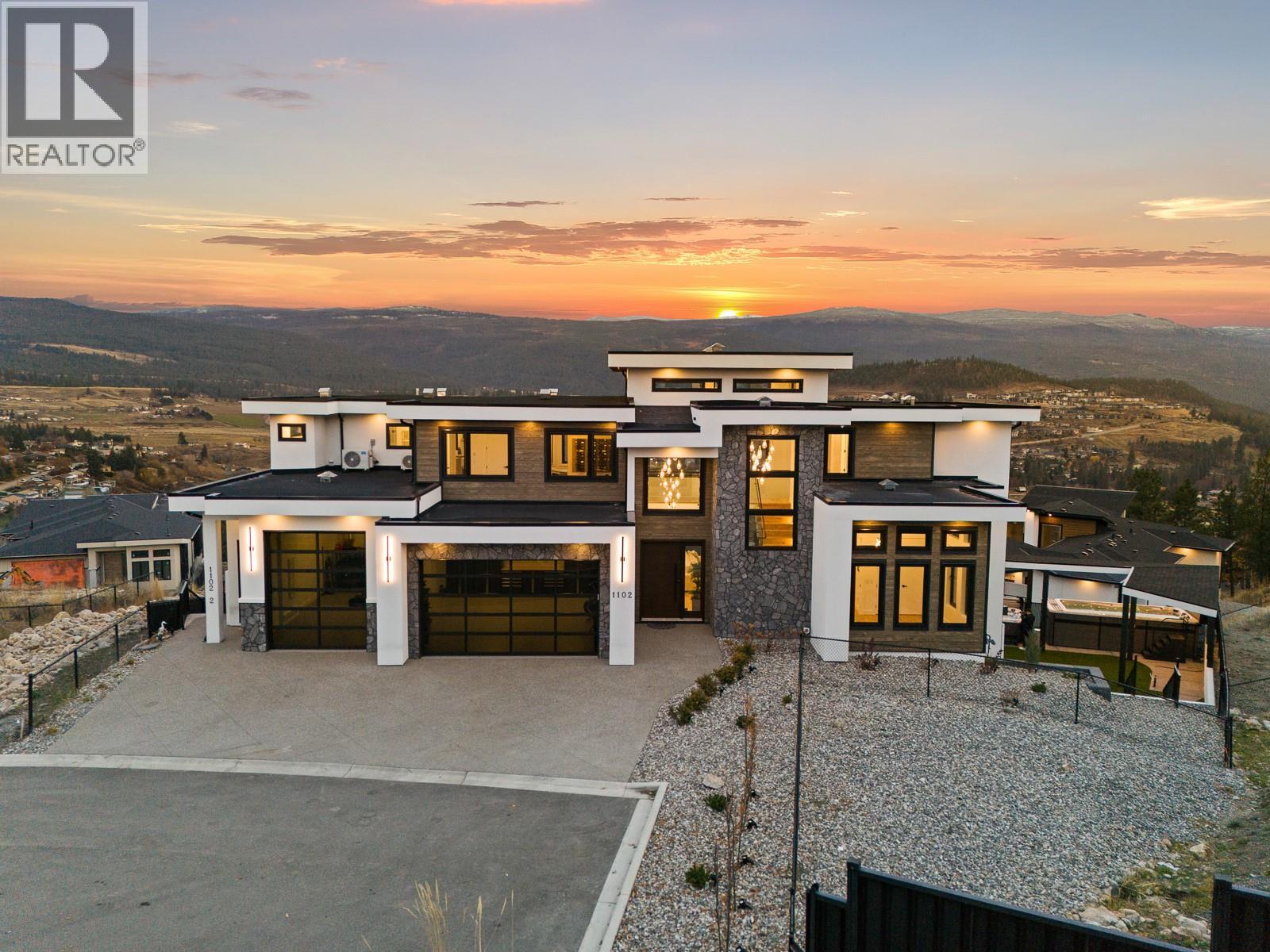 1102 Carnoustie Drive, Kelowna