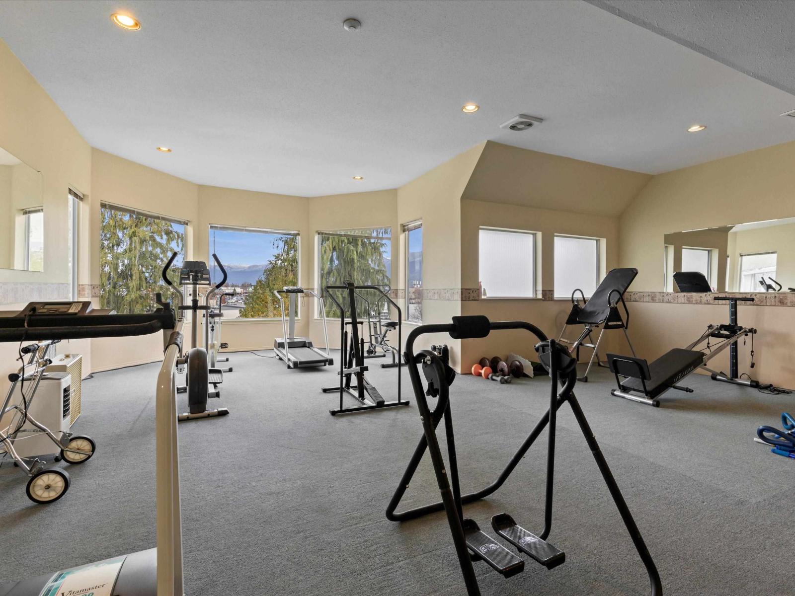 210 7651 AMBER DRIVE, Sardis West Vedder, Chilliwack