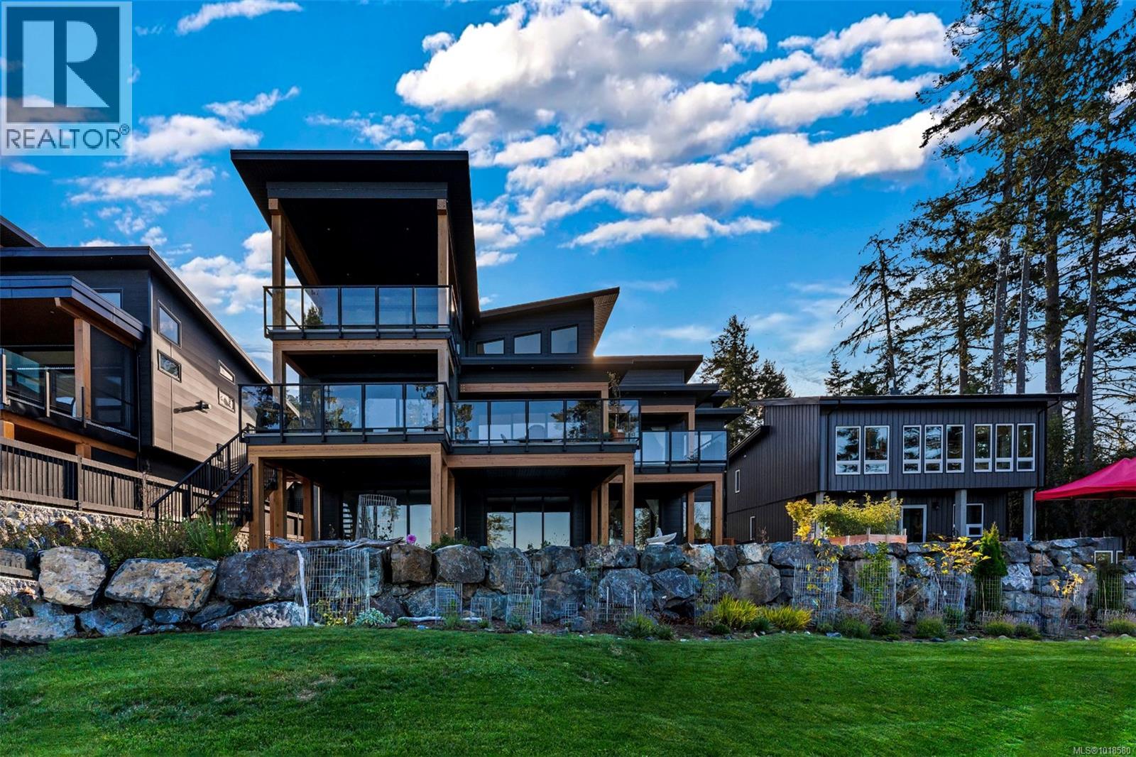 7210 Sea Cliff Rd - 1