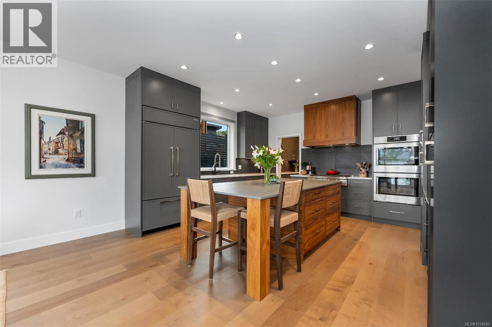  7210 Sea Cliff Road, Sooke