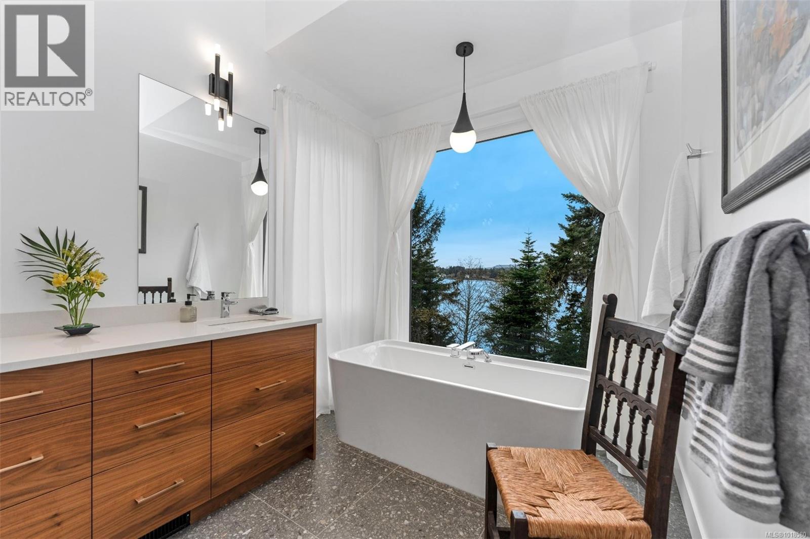  7210 Sea Cliff Road, Sooke
