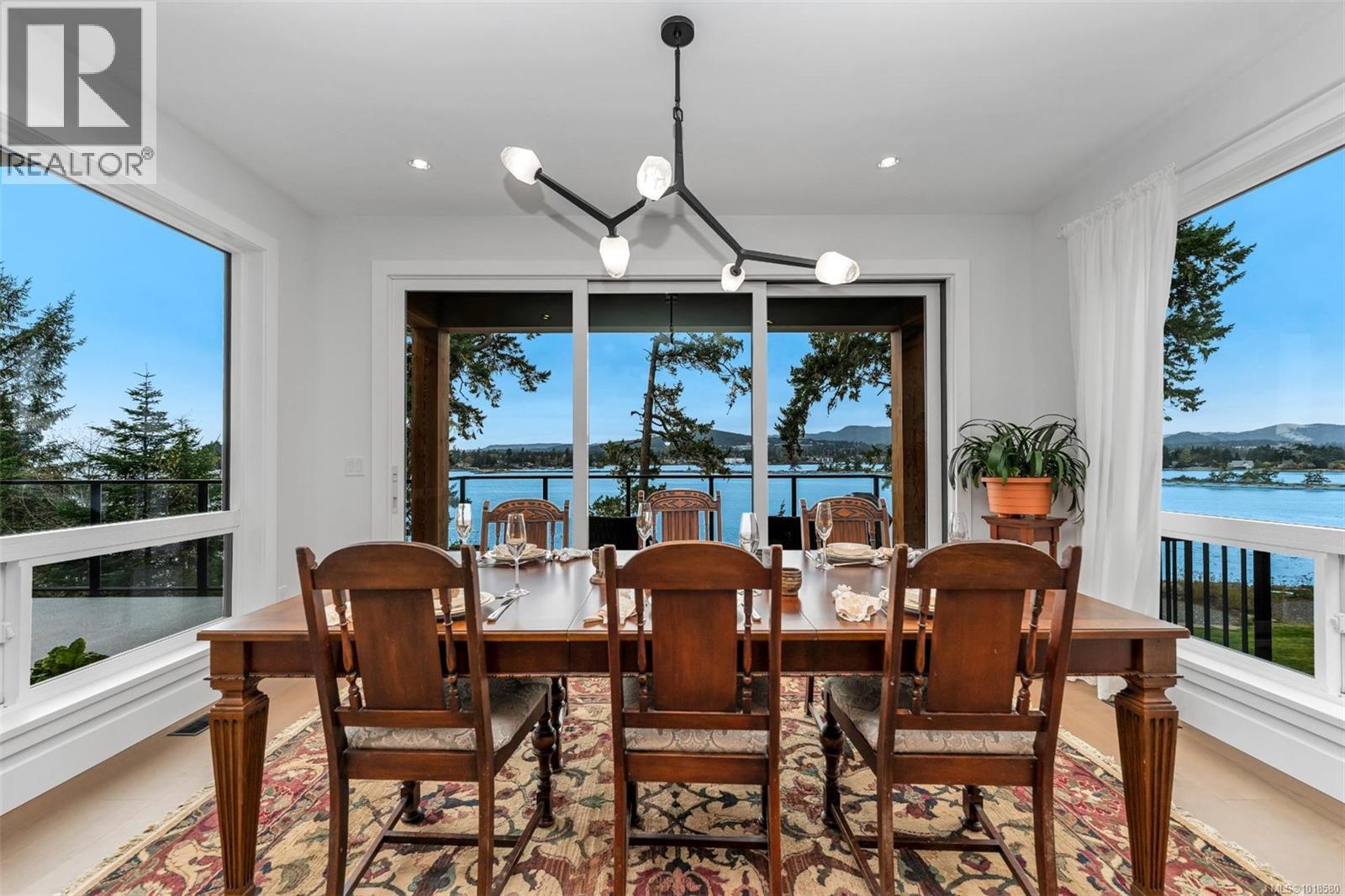  7210 Sea Cliff Road, Sooke