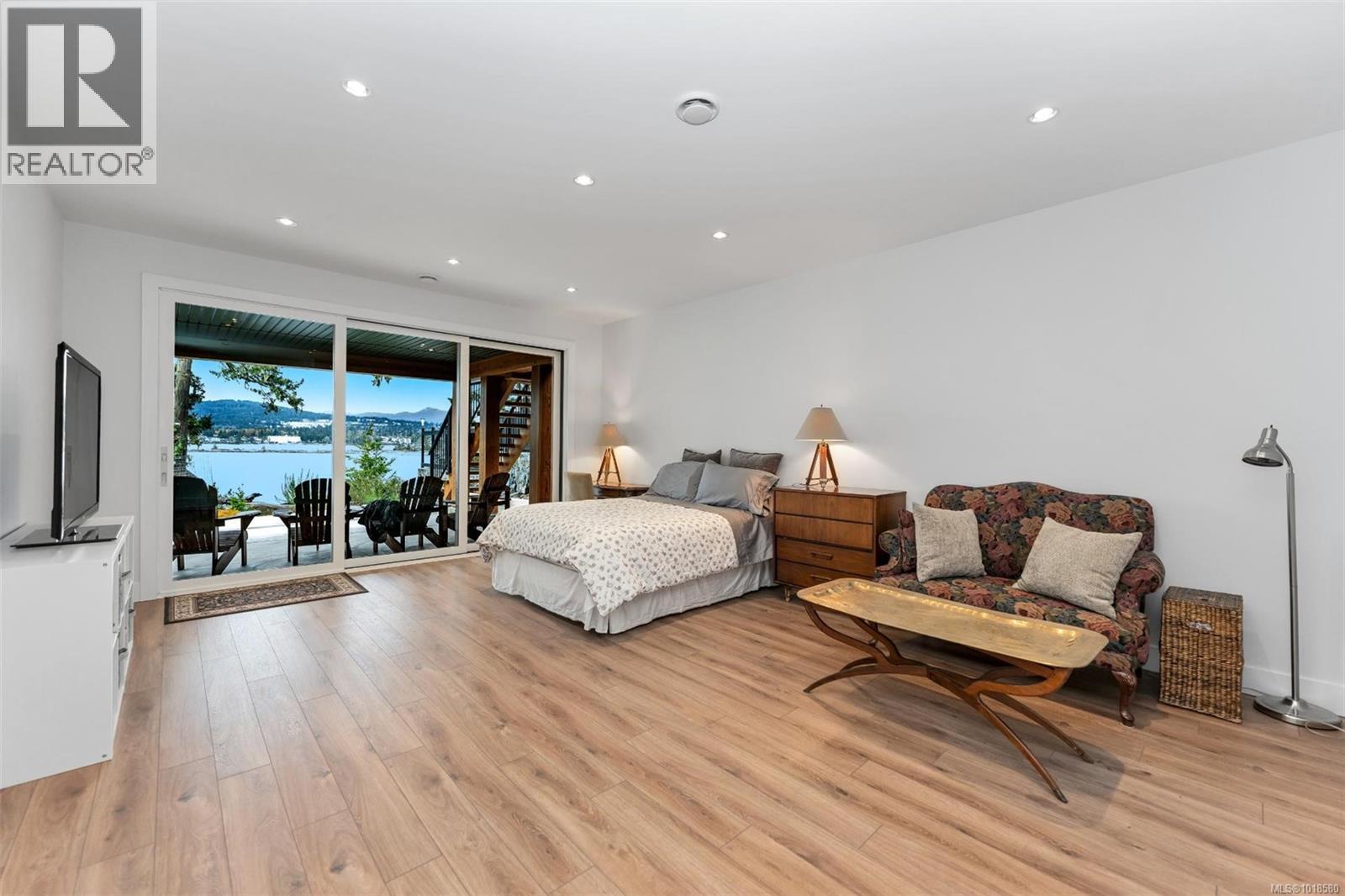 7210 Sea Cliff Rd - 43