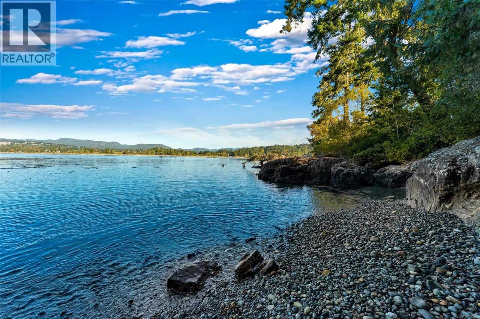 7210 Sea Cliff Rd - 65
