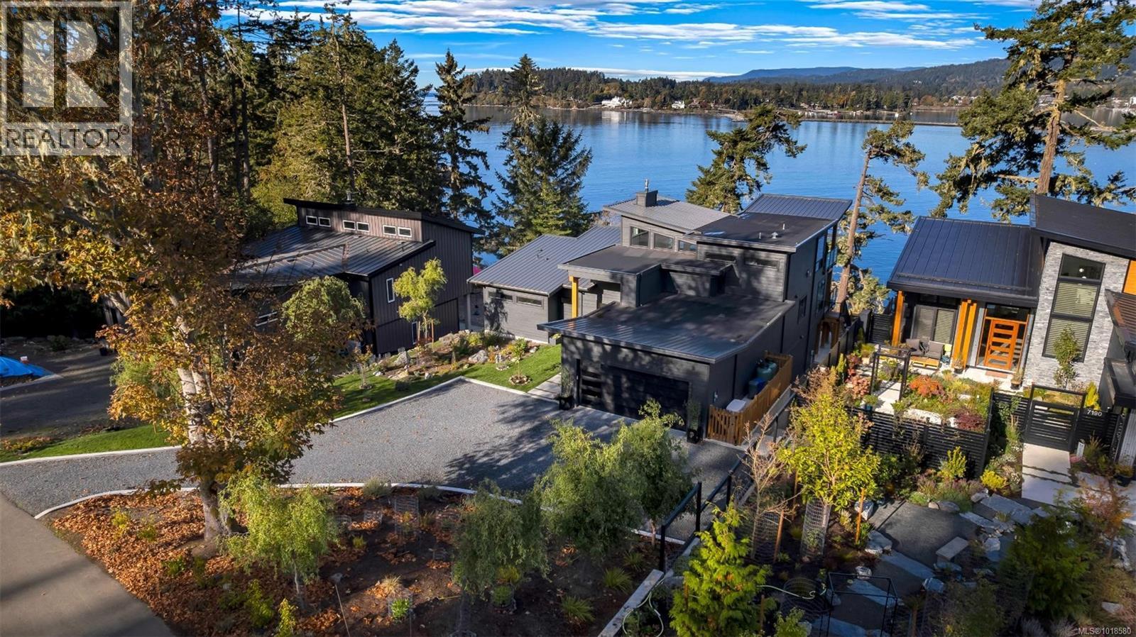  7210 Sea Cliff Road, Sooke