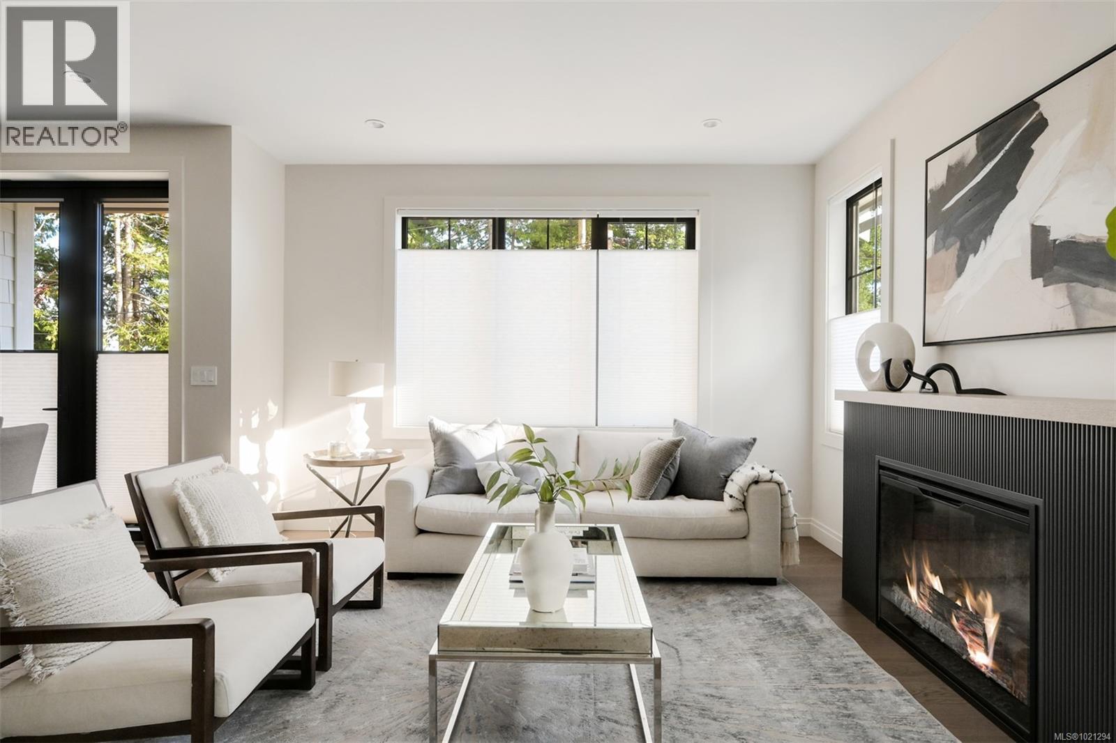 4 5032 Wesley Road, Saanich