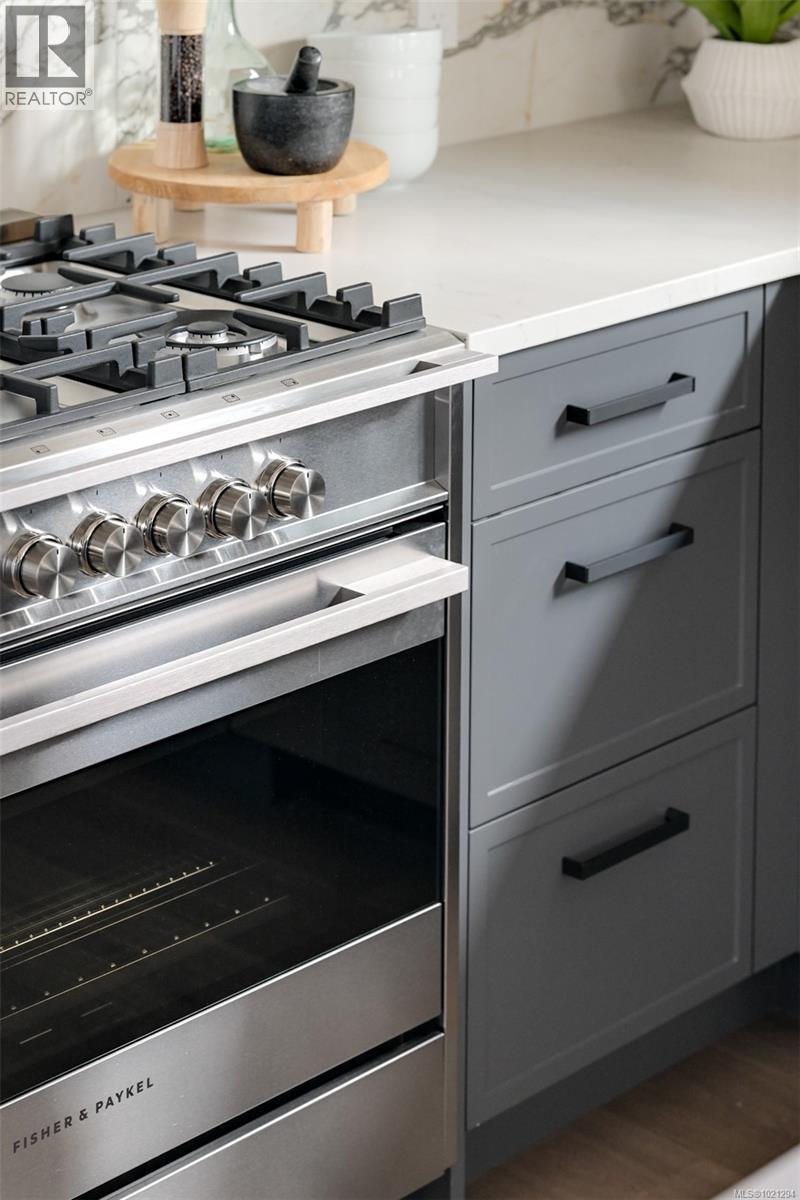 4 5032 Wesley Road, Saanich